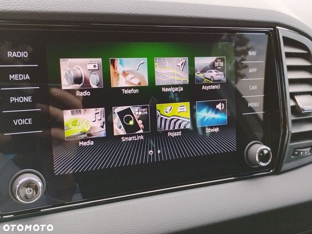 Skoda Karoq 1.5 TSI ACT Sportline DSG - 32