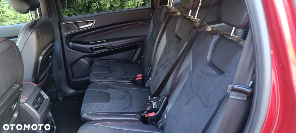 Ford S-Max - 10