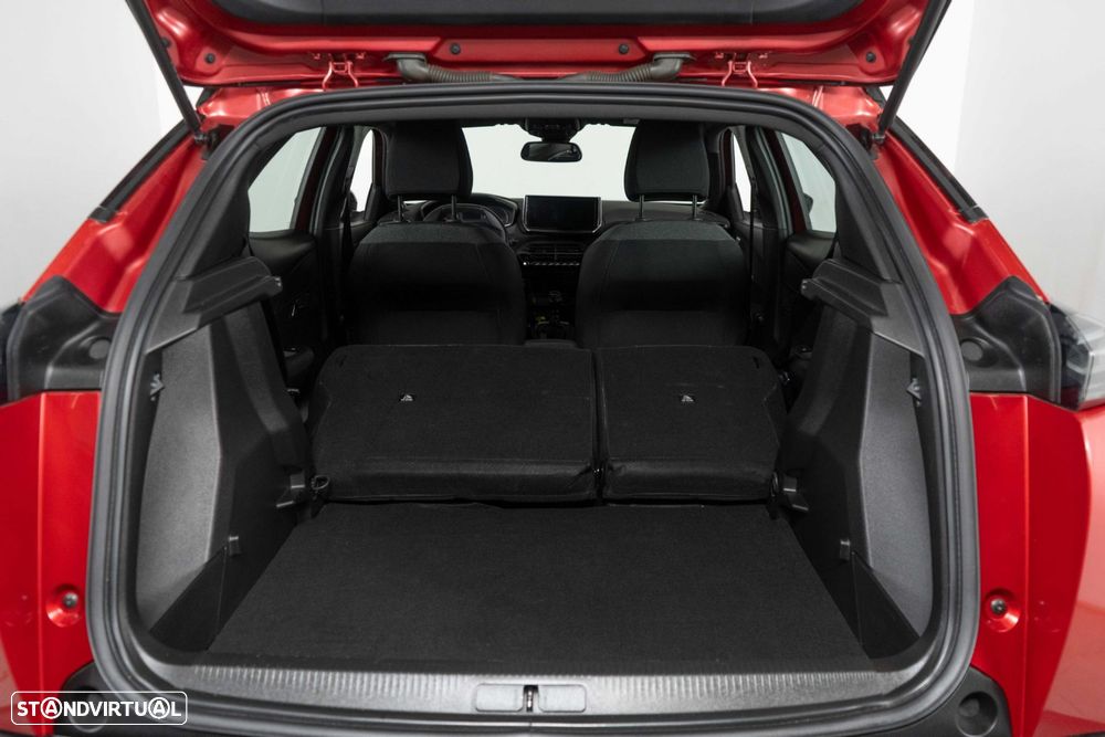 Peugeot 2008 1.2 PureTech Active Pack - 16