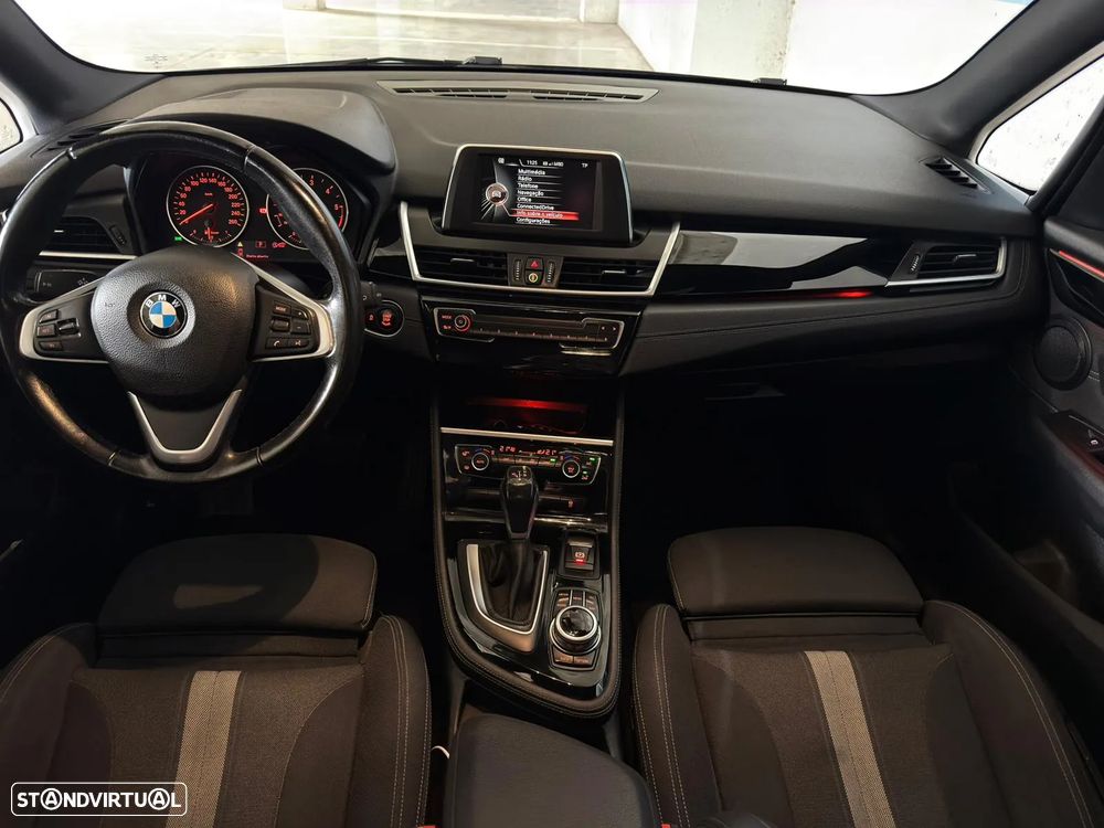 BMW 218 Active Tourer d Sport-Aut. Sport Line - 7