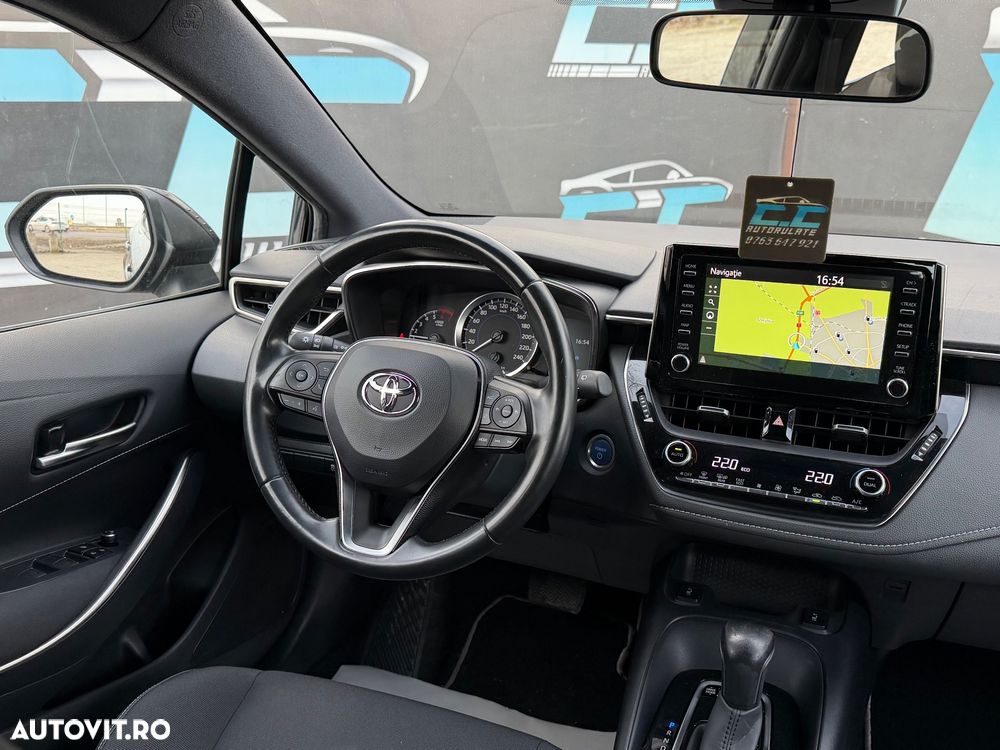 Toyota Corolla 1.8 HSD Dynamic - 9