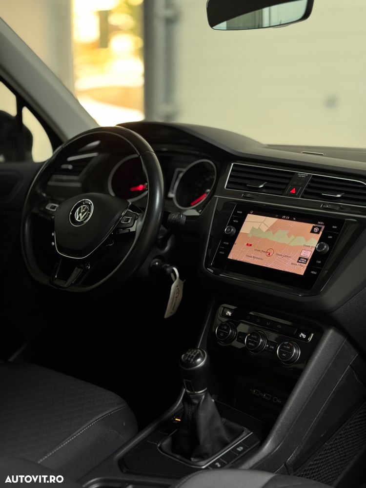 Volkswagen Tiguan 1.5 TSI ACT Trendline - 10
