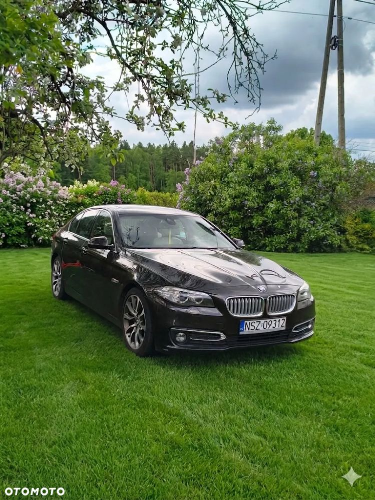 BMW Seria 5 528i Modern Line - 1