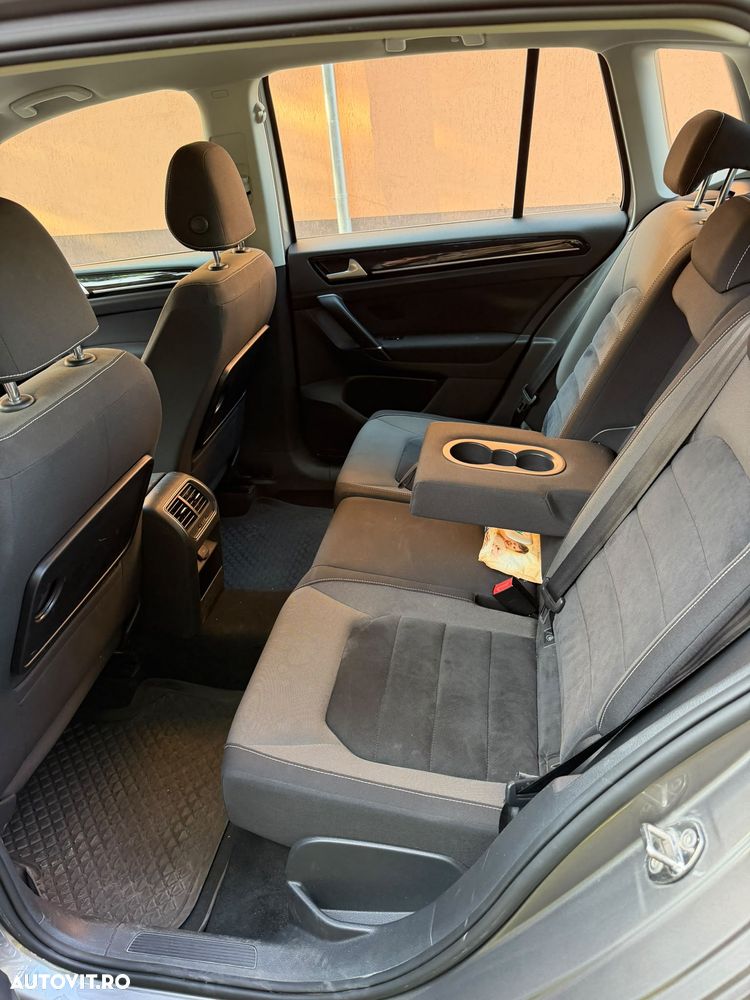 Volkswagen Golf Sportsvan - 16