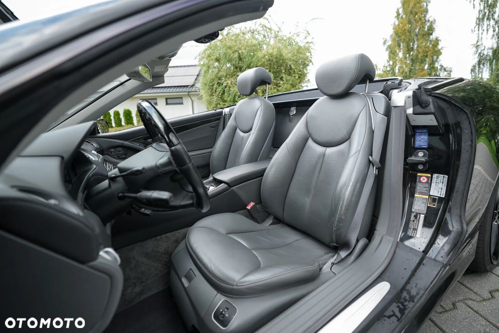Mercedes-Benz SL 350 - 31