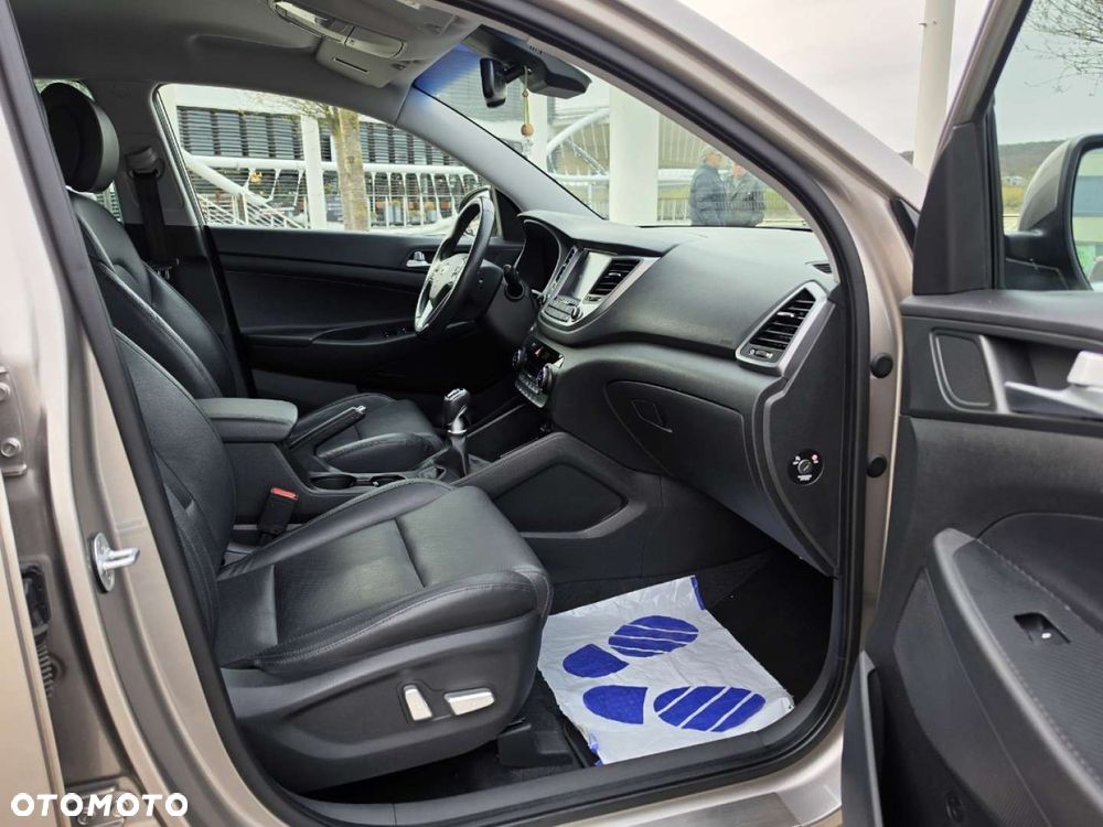 Hyundai Tucson - 28