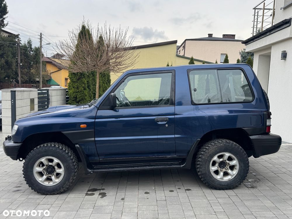 Mitsubishi Pajero - 4