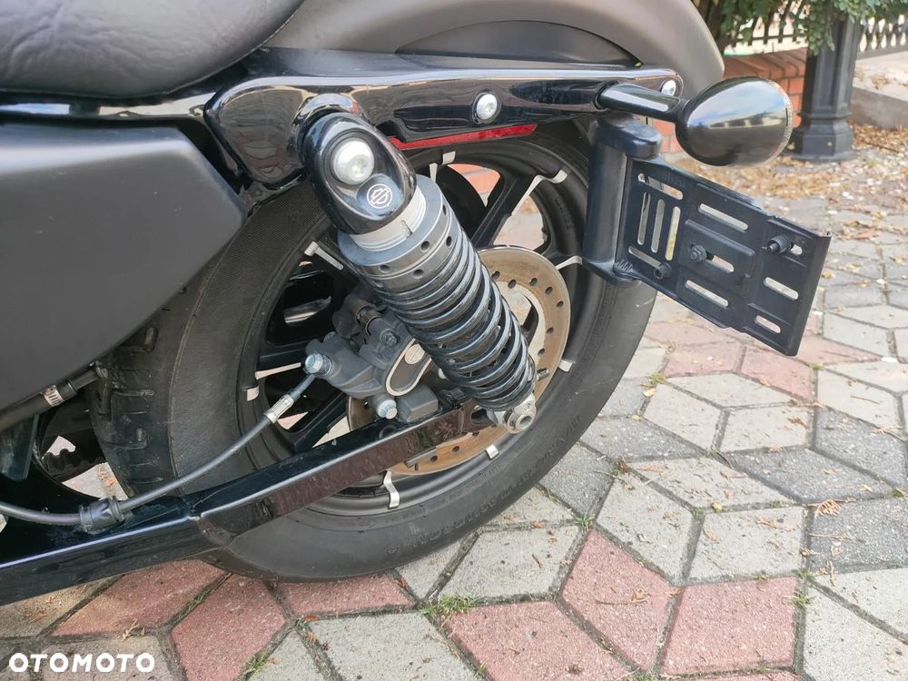 Harley-Davidson Sportster Iron 883 - 8
