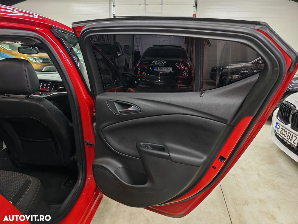 Opel Astra 1.6 CDTI ECOTEC Start/Stop Cosmo - 18