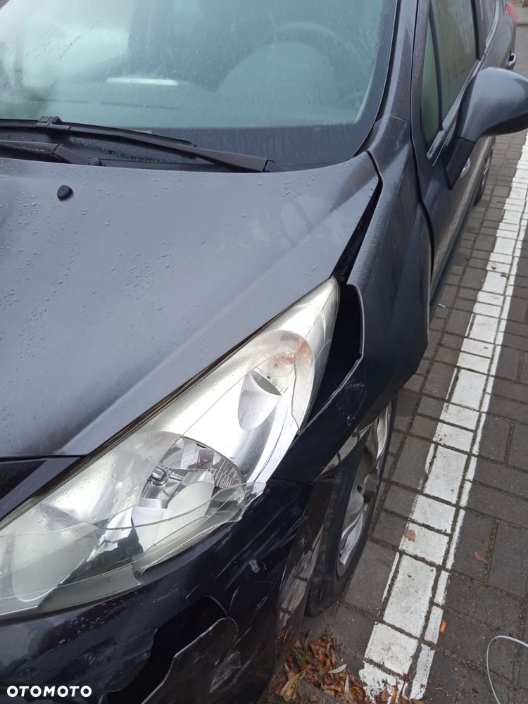 Peugeot 207 1.4 - 11