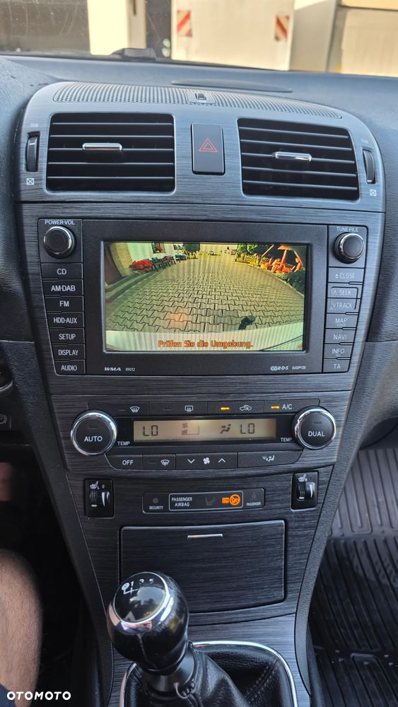Toyota Avensis 2.0 Executive - 7