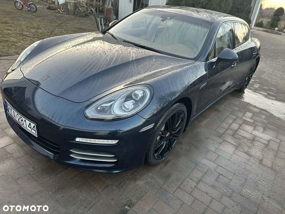Porsche Panamera - 6