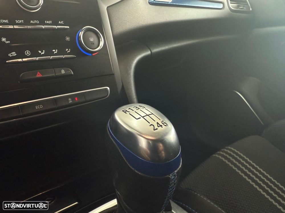 Renault Mégane 1.5 Blue dCi GT Line - 22