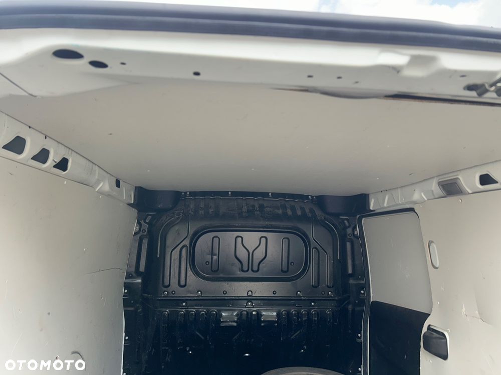 Opel Combo - 19