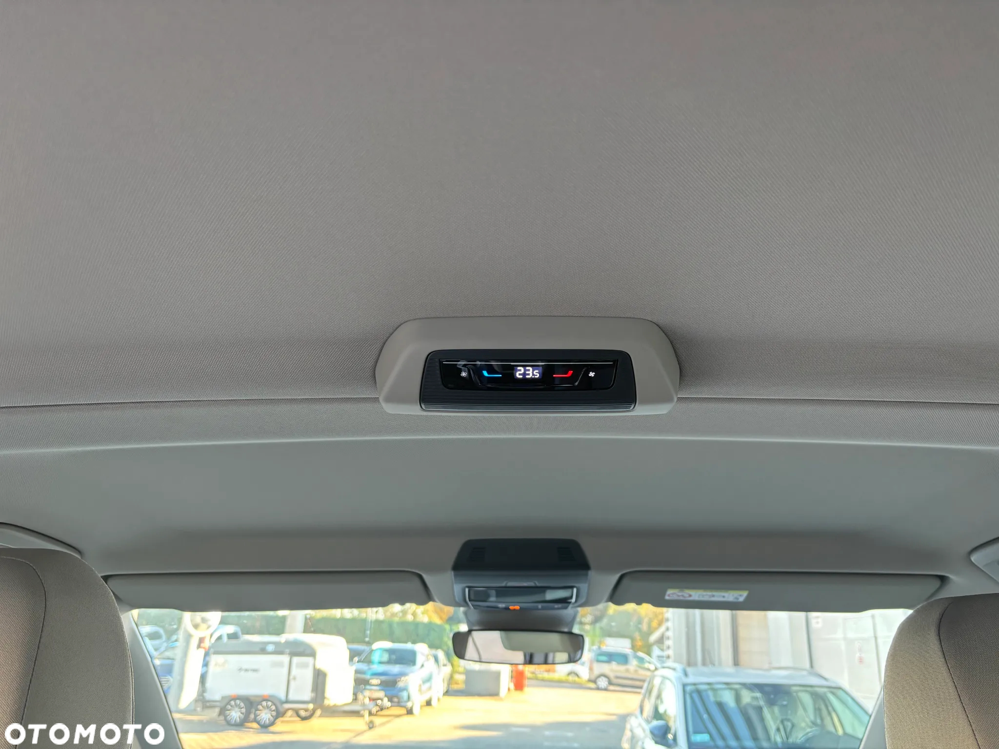 Volkswagen Multivan 2.0 TSI L2 Life DSG - 23