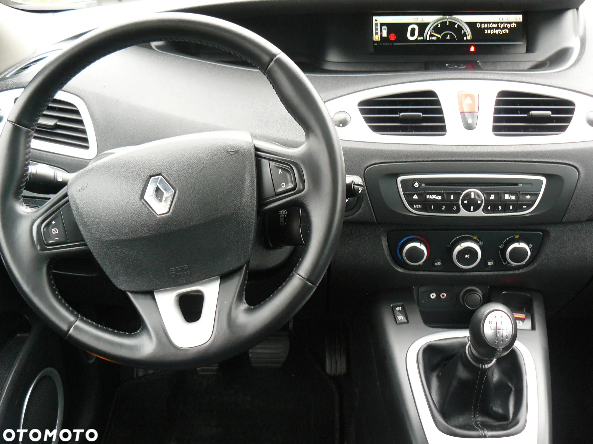 Renault Scenic dCi 160 FAP Luxe - 9