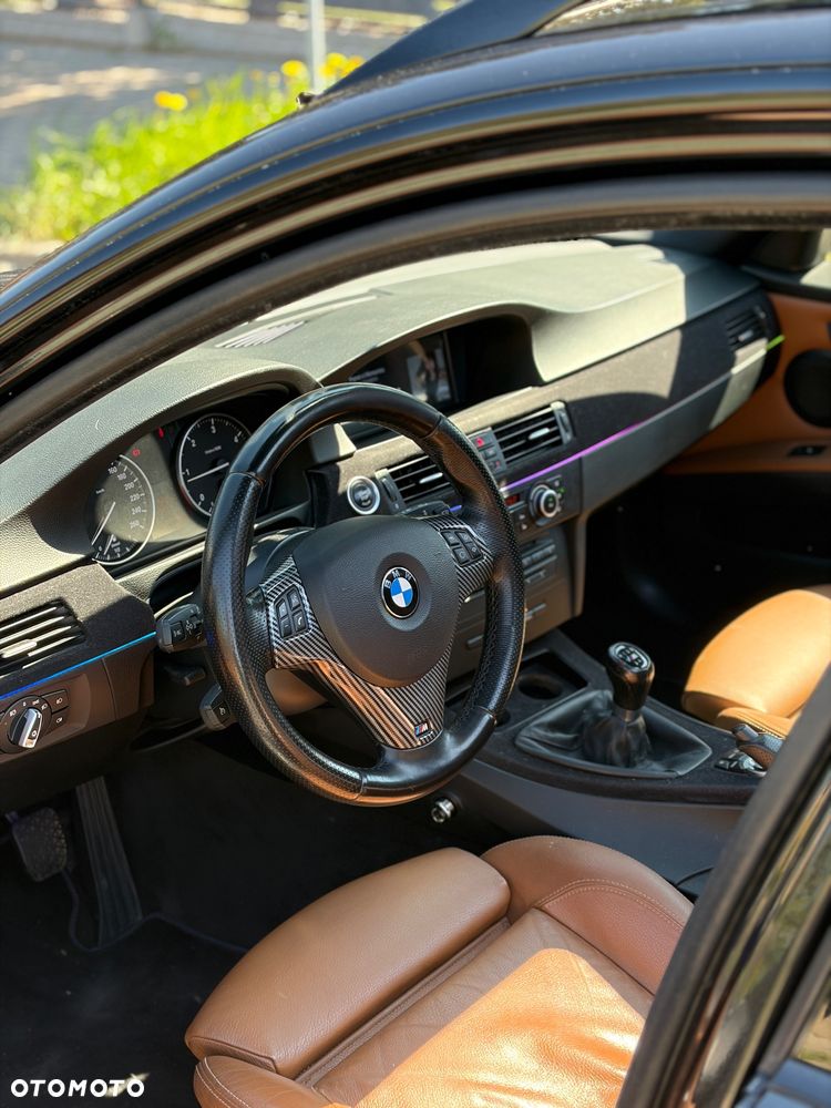 BMW Seria 3 318d - 8