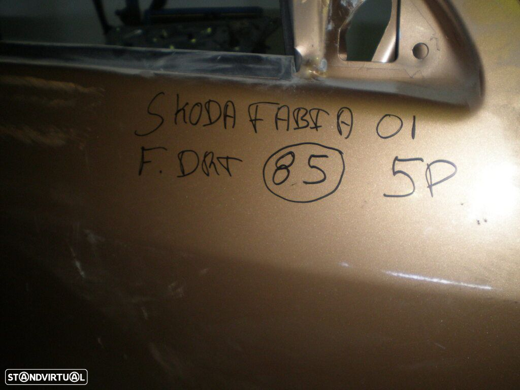Porta REF85 SKODA FABIA 2001 5P DOURADA FD - 2
