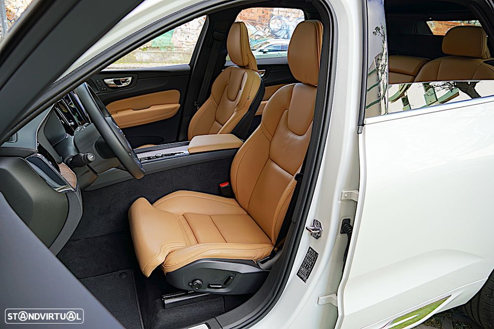 Volvo XC 60 2.0 B4 Inscription Geartronic - 21