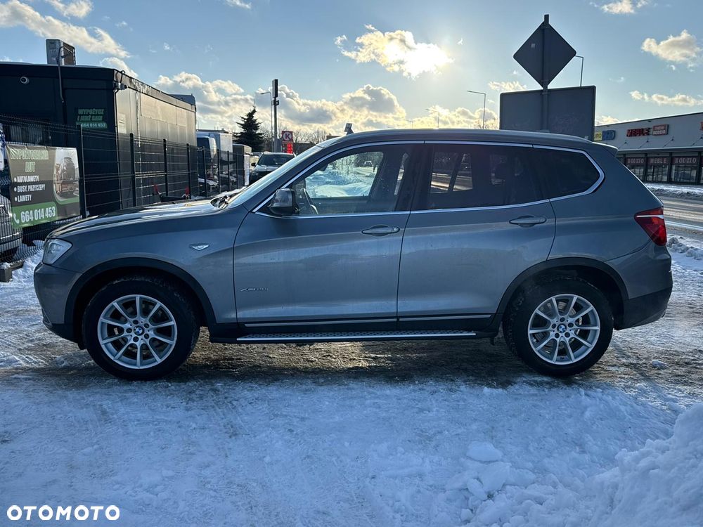 BMW X3 xDrive20i Advantage - 8