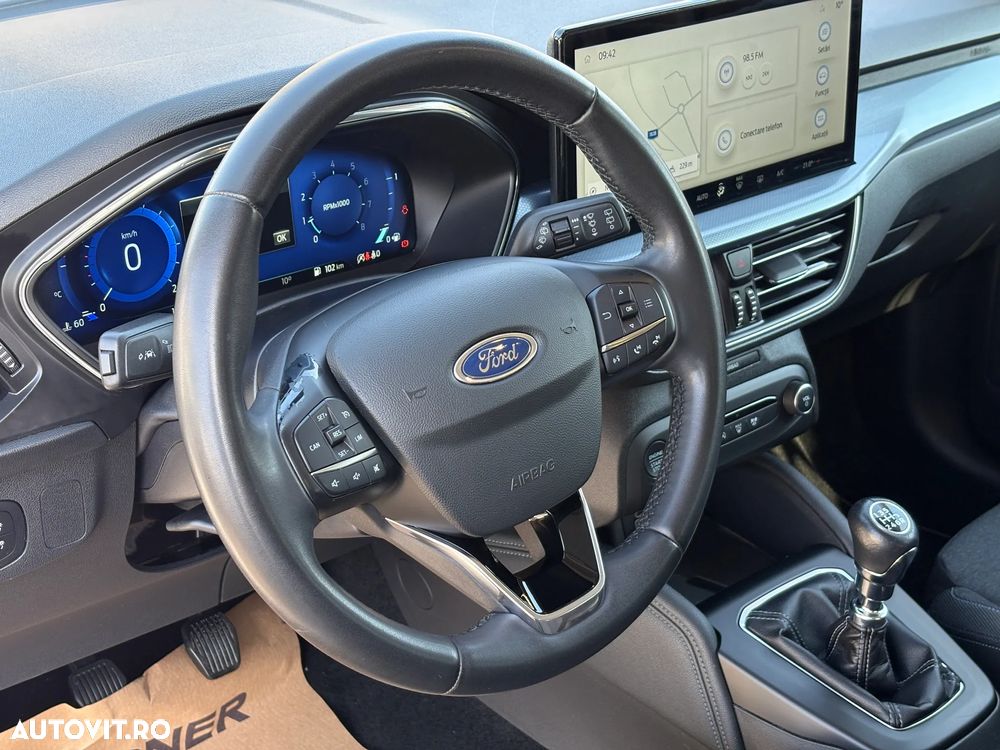 Ford Focus 1.0 EcoBoost ST-Line - 9