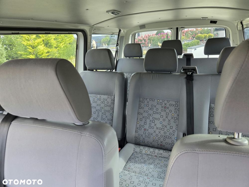 Volkswagen Caravelle L1 Comfortline - 10