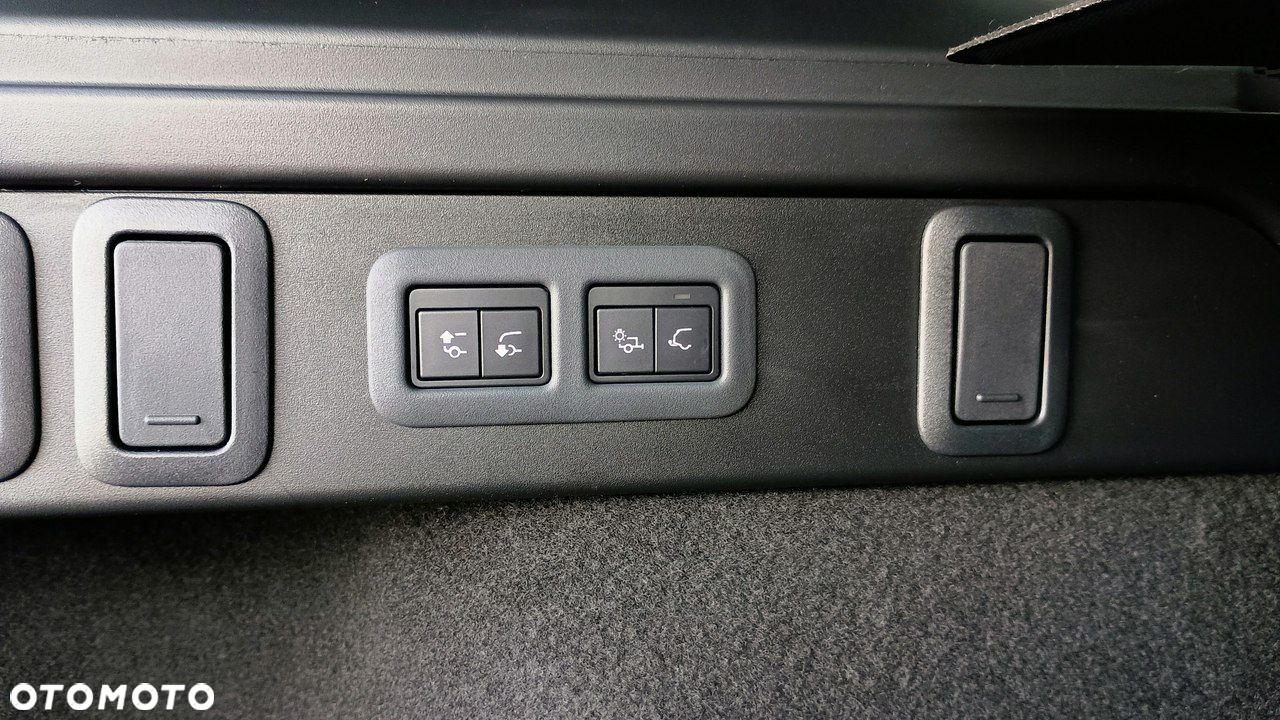 Land Rover Range Rover Velar - 37