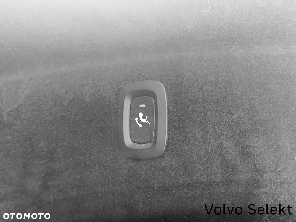 Volvo XC 60 - 32