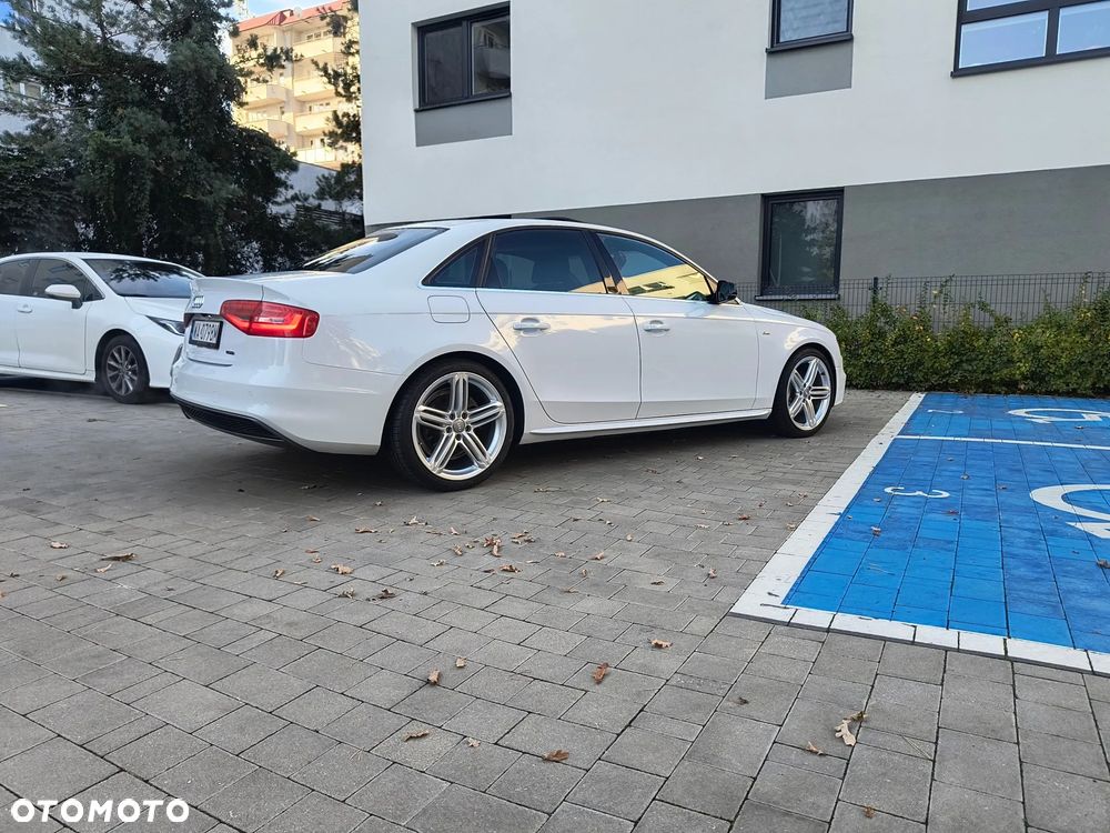 Audi A4 Limousine - 5