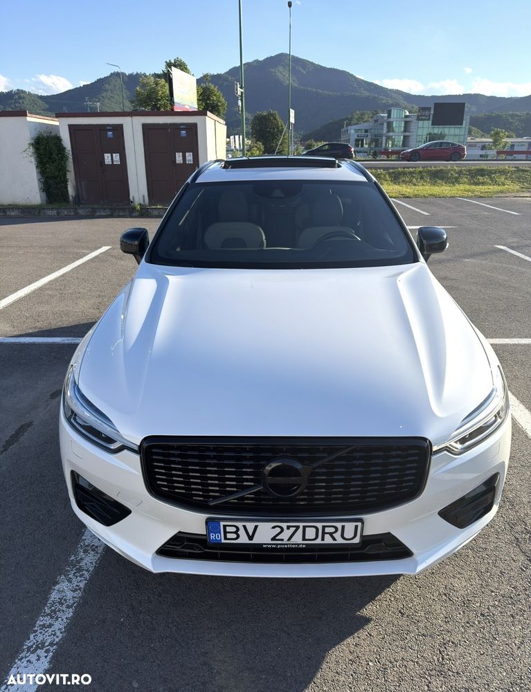 Volvo XC 60 B4 MHEV R-Design - 33