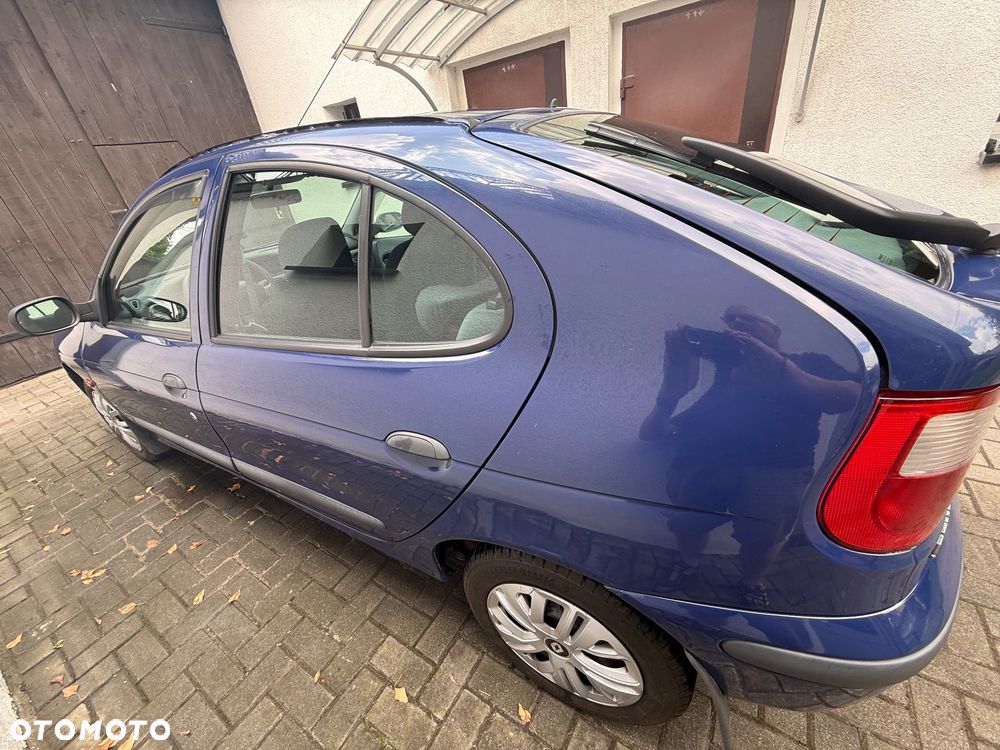 Renault Megane 1.4 RN - 4