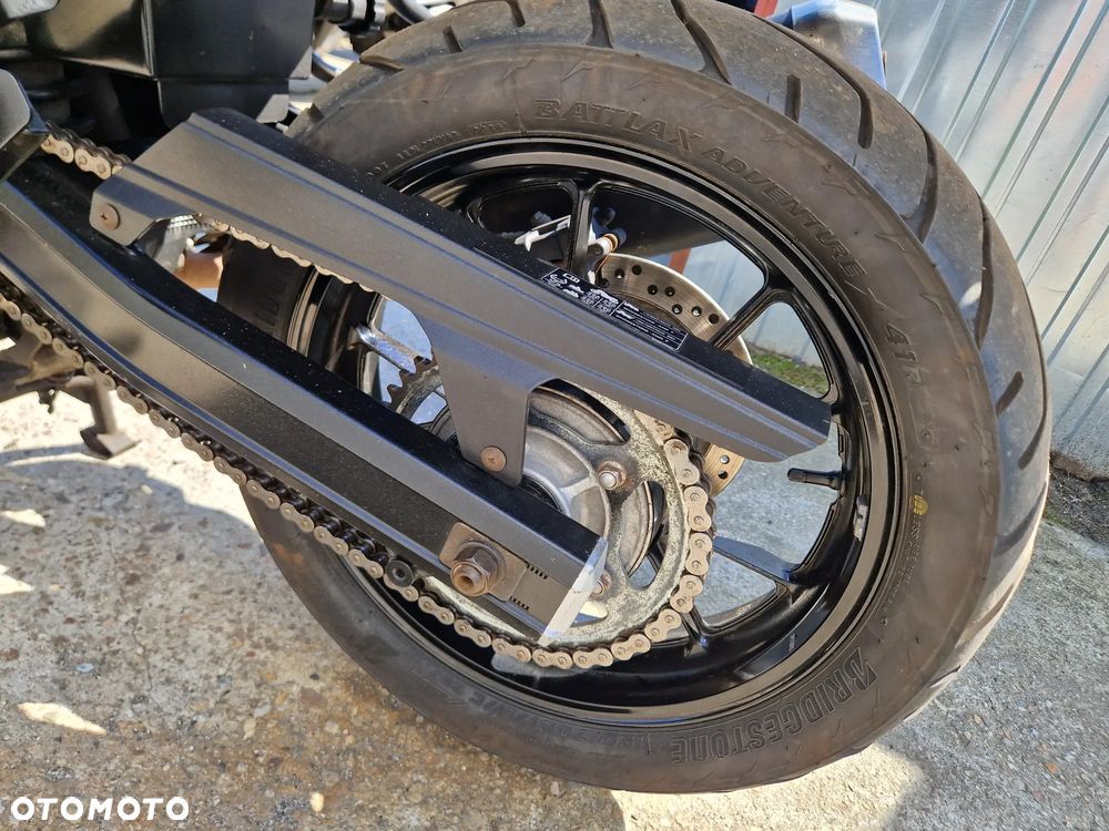 Suzuki V-STROM - 24