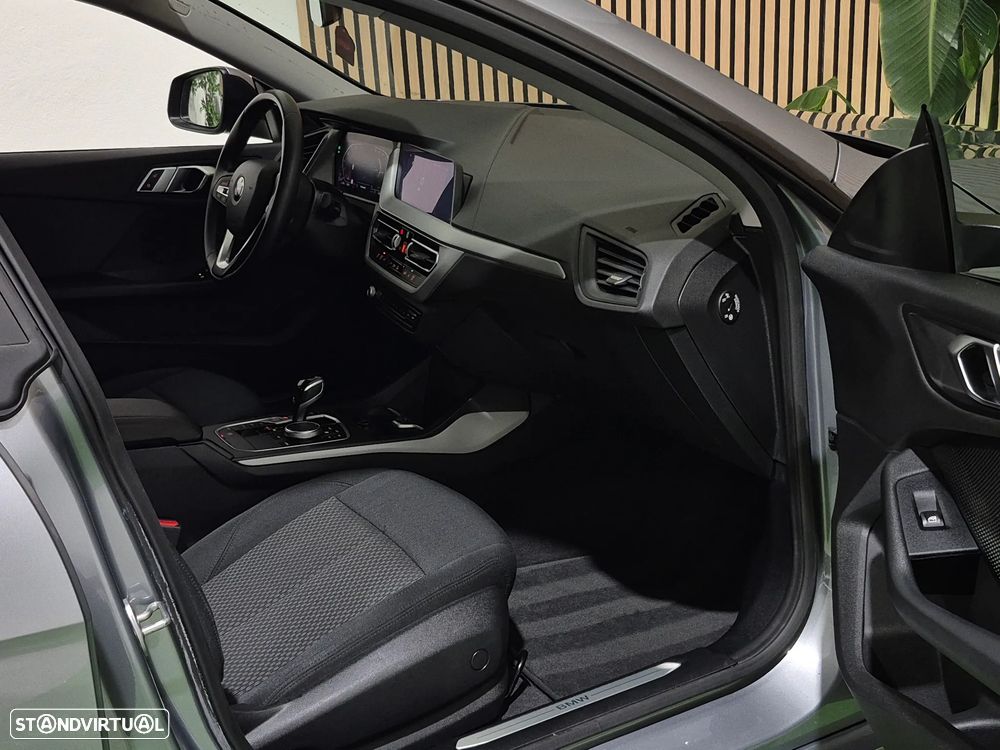BMW 216 Gran Coupé d Advantage - 36