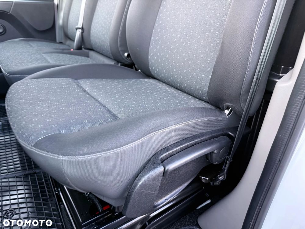 Opel Movano 135 CDTI L2H2 Furgon Blaszak Salon PL - 9