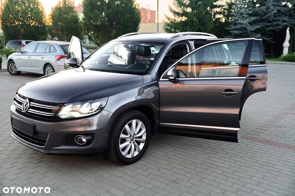 Volkswagen Tiguan 1.4 TSI BlueMotion Technology Exclusive - 19