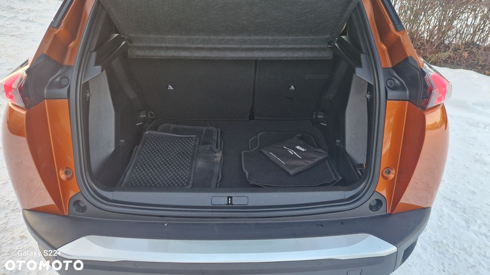 Peugeot 2008 PureTech 100 Allure - 14