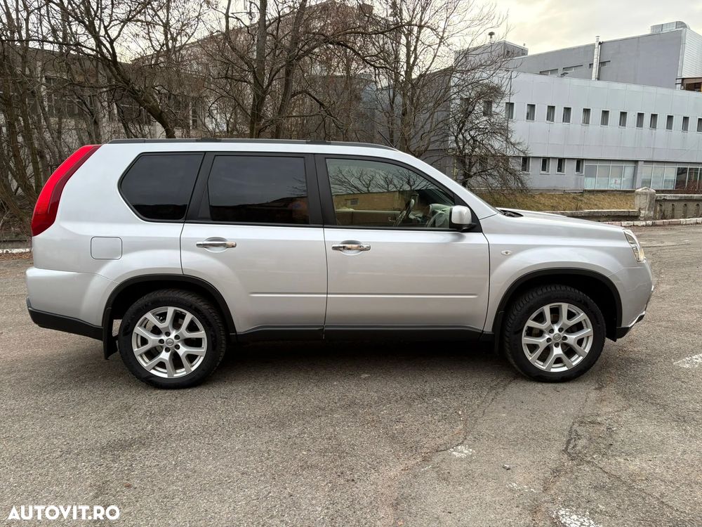Nissan X-Trail 2.0 dCi 4x4 DPF Platinum - 3