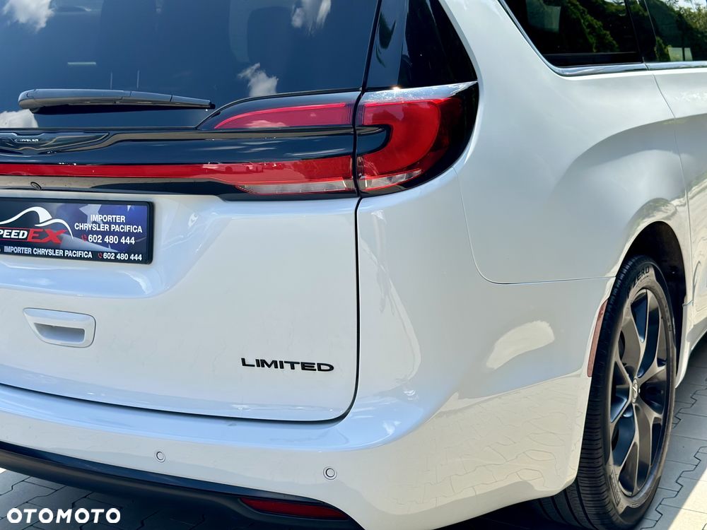 Chrysler Pacifica - 10