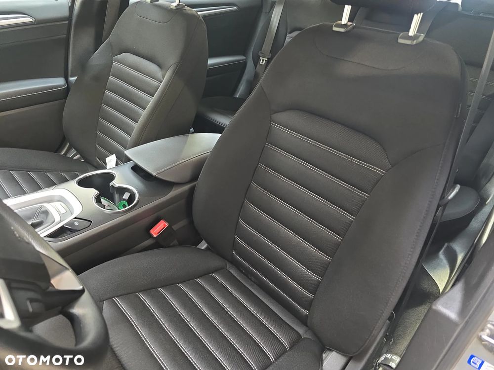 Ford Mondeo 1.5 EcoBoost Ambiente - 11