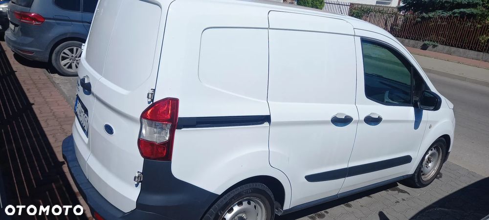 Ford Transit Courier Trend - 4