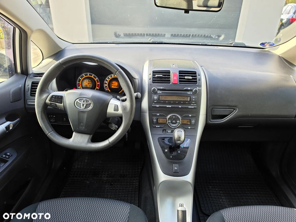 Toyota Auris 1.6 MultiMode Life - 18