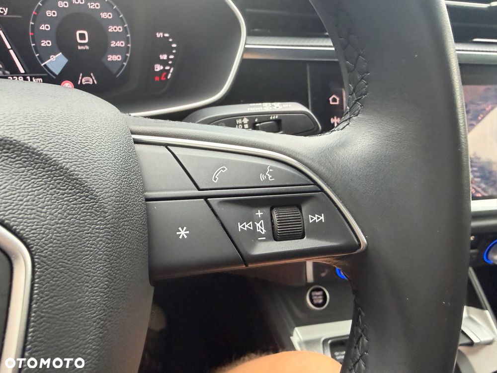 Audi Q3 35 TFSI mHEV S-Line S tronic - 24
