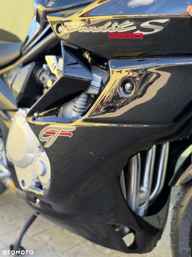 Suzuki Bandit - 6