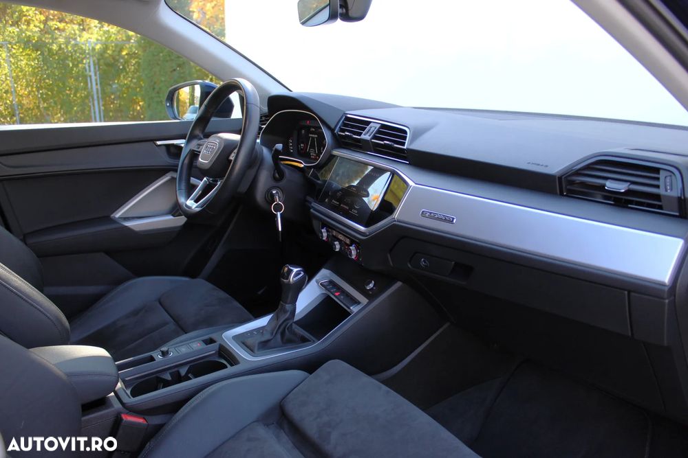 Audi Q3 Sportback 2.0 40 TFSI quattro S tronic Basic - 12