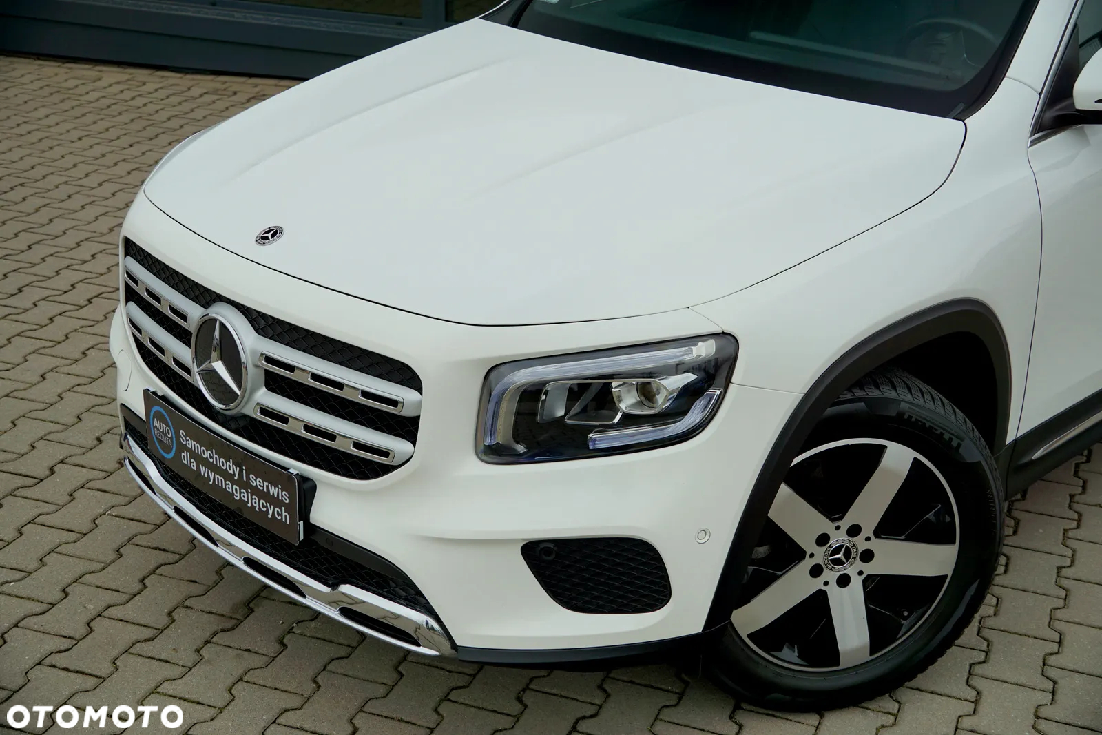 Mercedes-Benz GLB 200 7G-DCT Progressive - 10