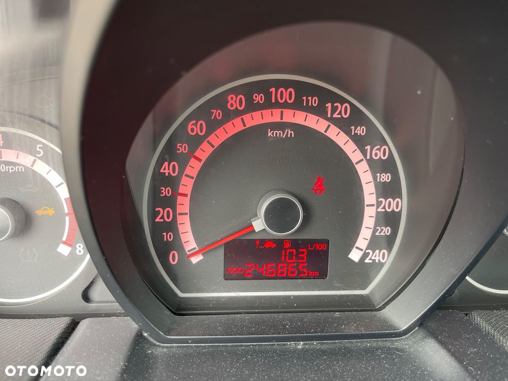 Kia Ceed - 11