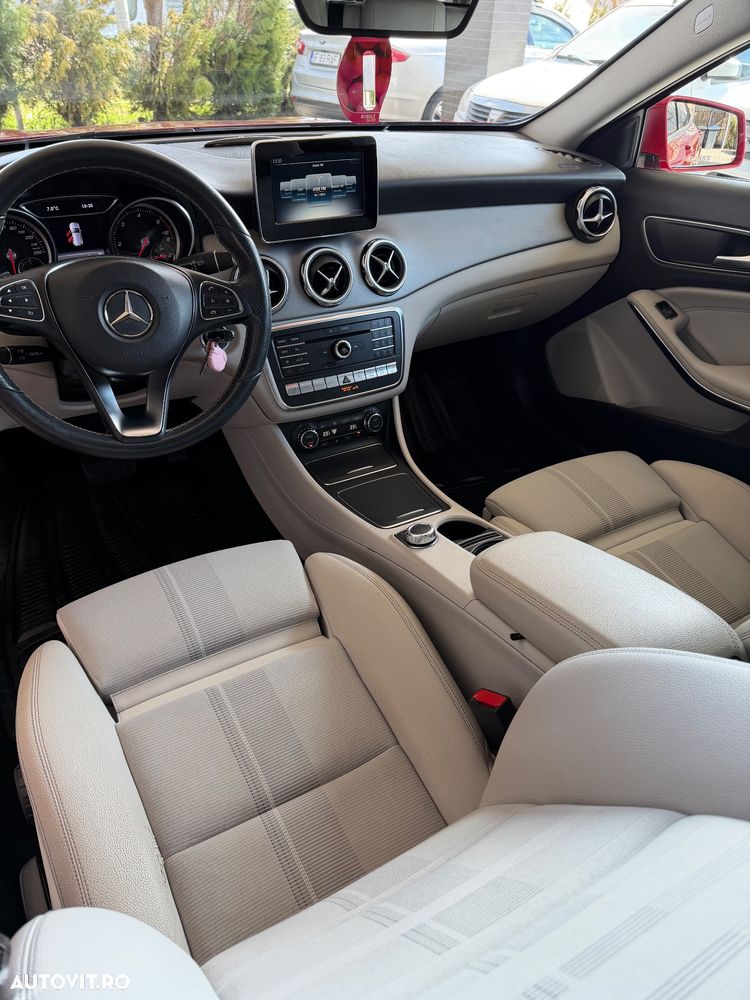 Mercedes-Benz GLA 200 d 4MATIC Aut. - 19