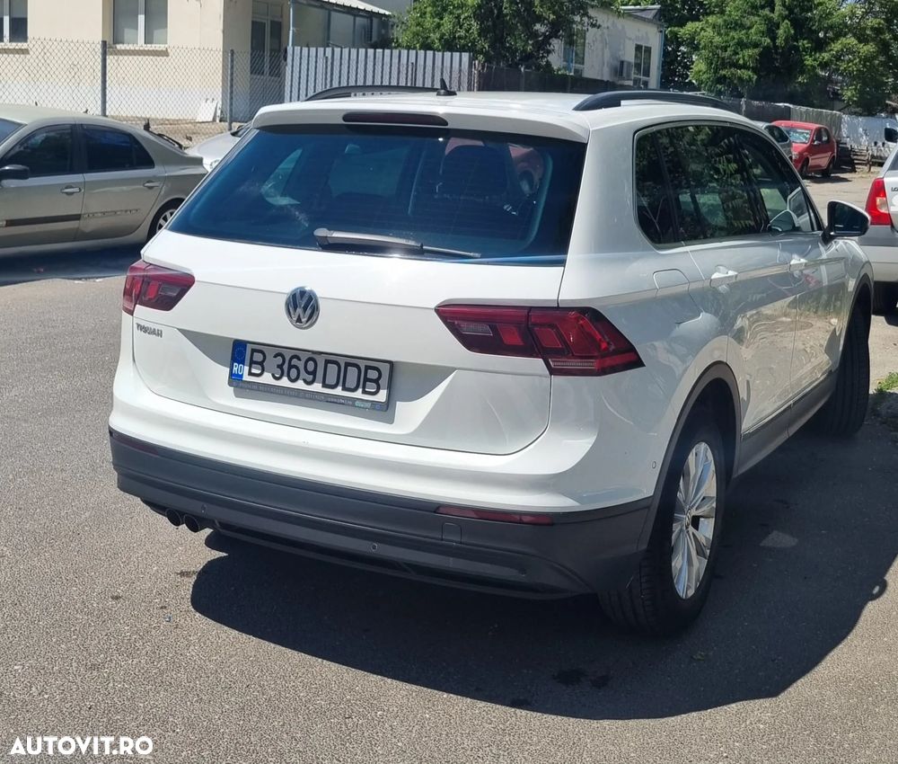 Volkswagen Tiguan - 5