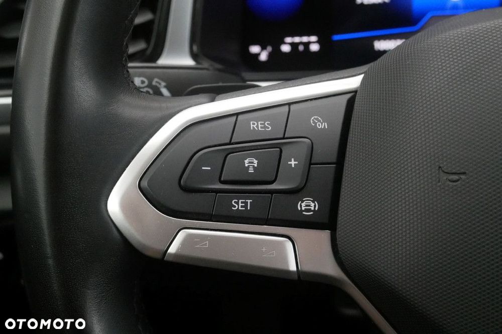 Volkswagen T-Roc 1.5 TSI Life DSG - 22