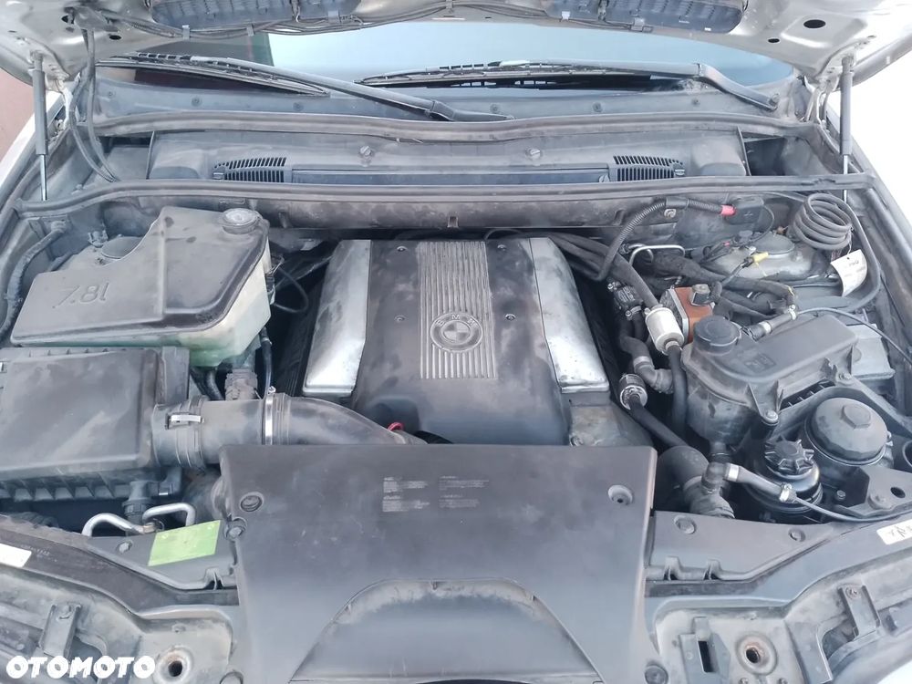 BMW X5 4.4i - 9